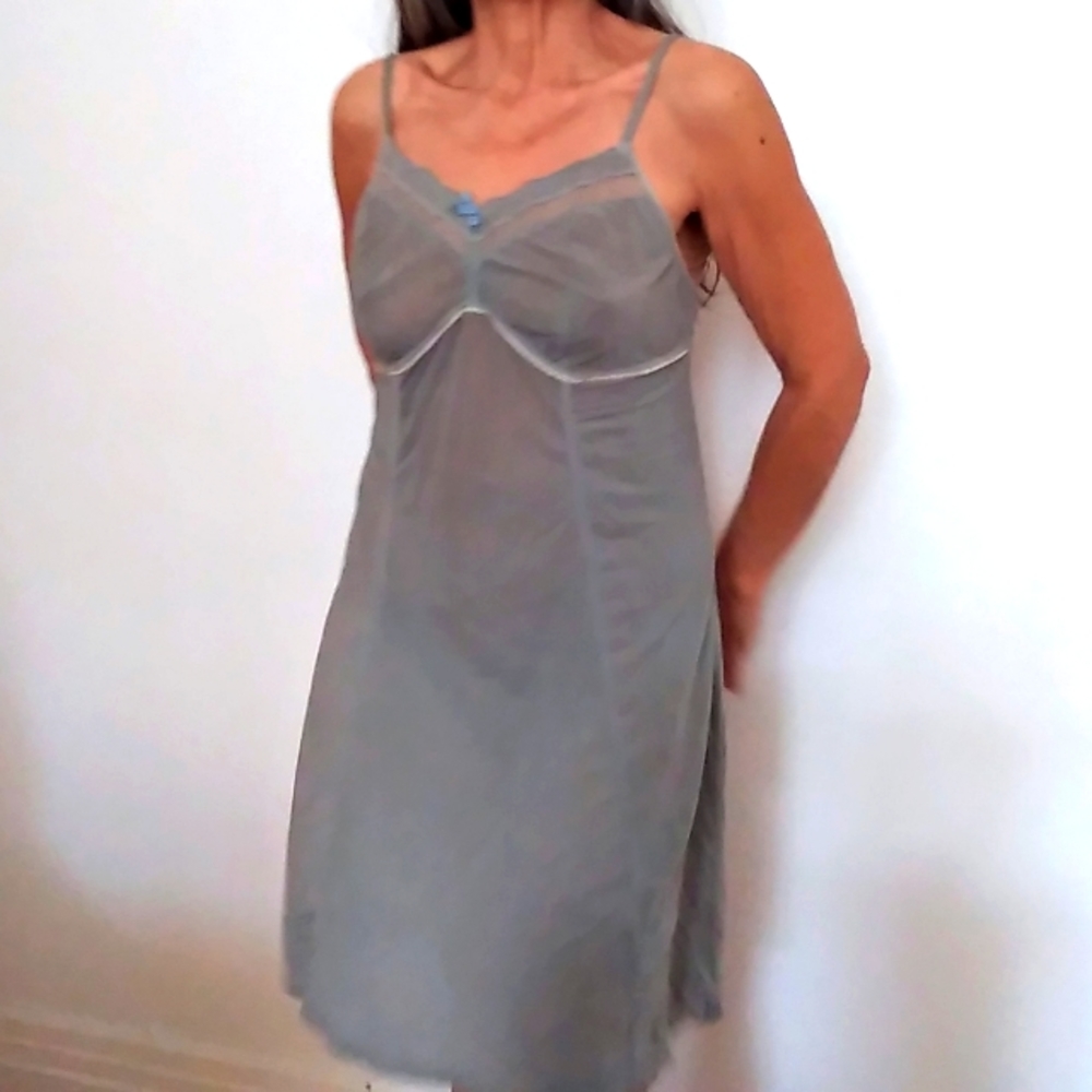 Vintage Woolworth slip/nighty Size M